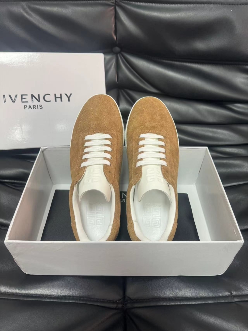 Givenchy Sneakers